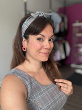 Charger l'image dans la galerie, Robe sans manche avec volant au bas | Adèle (Pinkmuchacha)