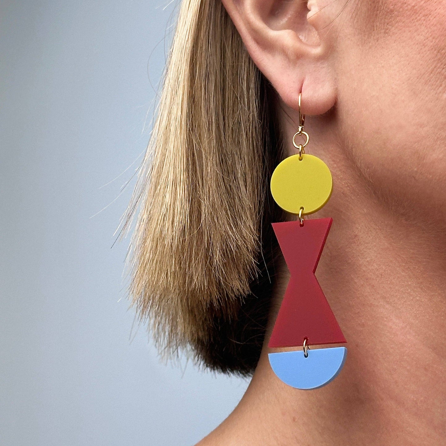 Boucles d'oreilles pendantes en forme abstraite | Combinist Goods
