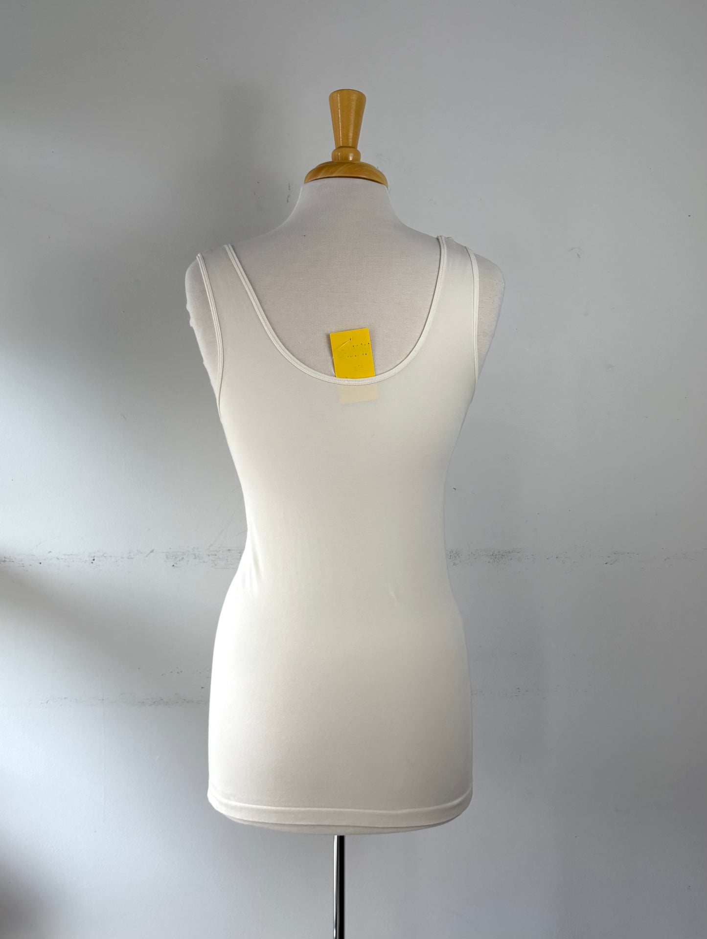 Camisole crème | NMAL-28 (M-L)