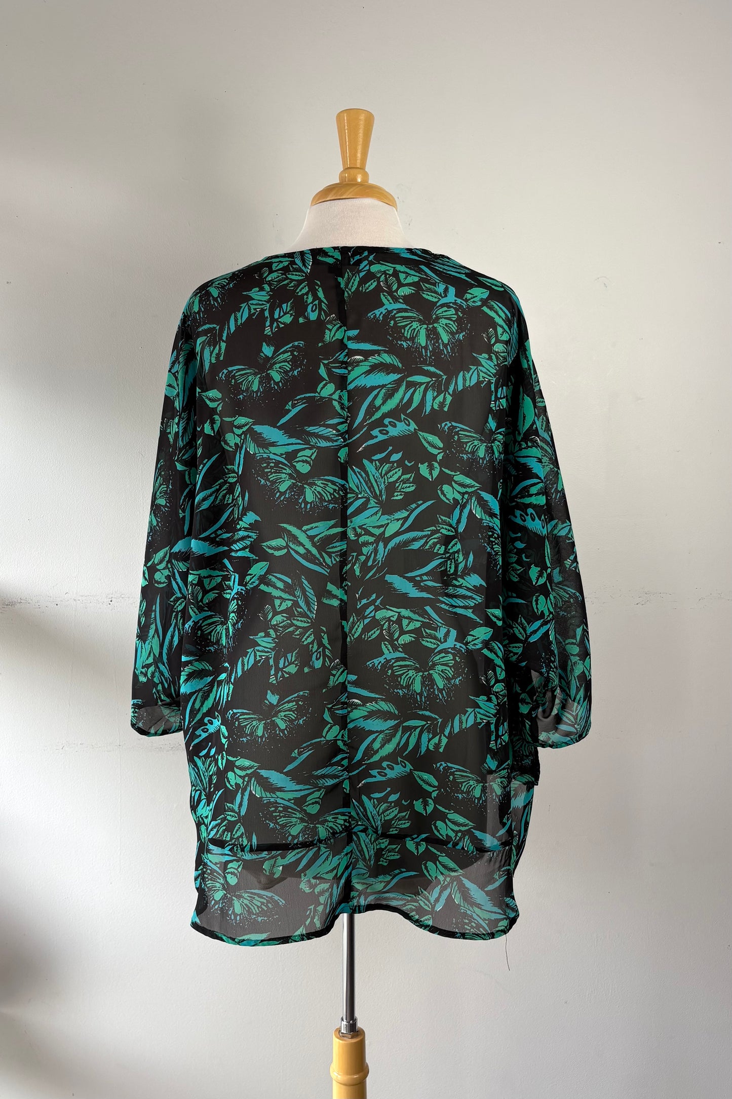 Kimono feuillage noir/bleu | PINK-522 (20 ans)