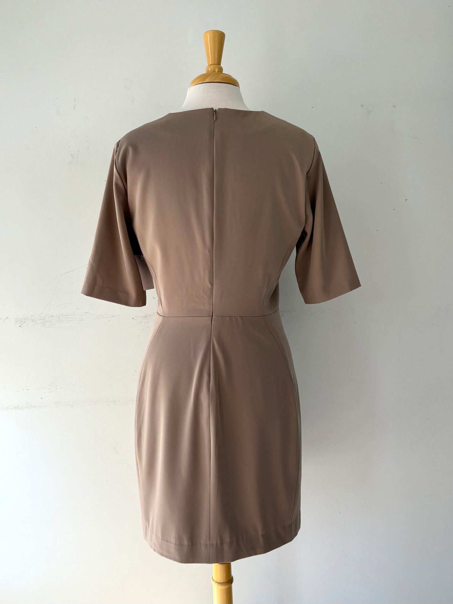 Robe beige doublée manche 3/4 | EROY-35 (12 ans)