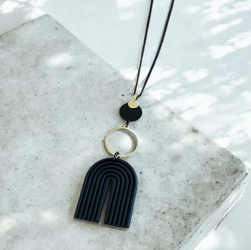 Collier Long en U | MF-331 | M Fantaisies