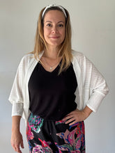 Charger l'image dans la galerie, Veste chauve-souris "one size" courte | Lucie crème (Pinkmuchacha)