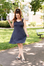 Charger l'image dans la galerie, Robe réversible ample de couleur (Pinkmuchacha)