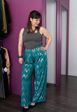 Charger l'image dans la galerie, Pantalon jambe large, taille élastique | Hazel (Pinkmuchacha)