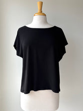 Charger l'image dans la galerie, Top dos ouvert croisé O/S | Baléares 2025 (Pinkmuchacha)