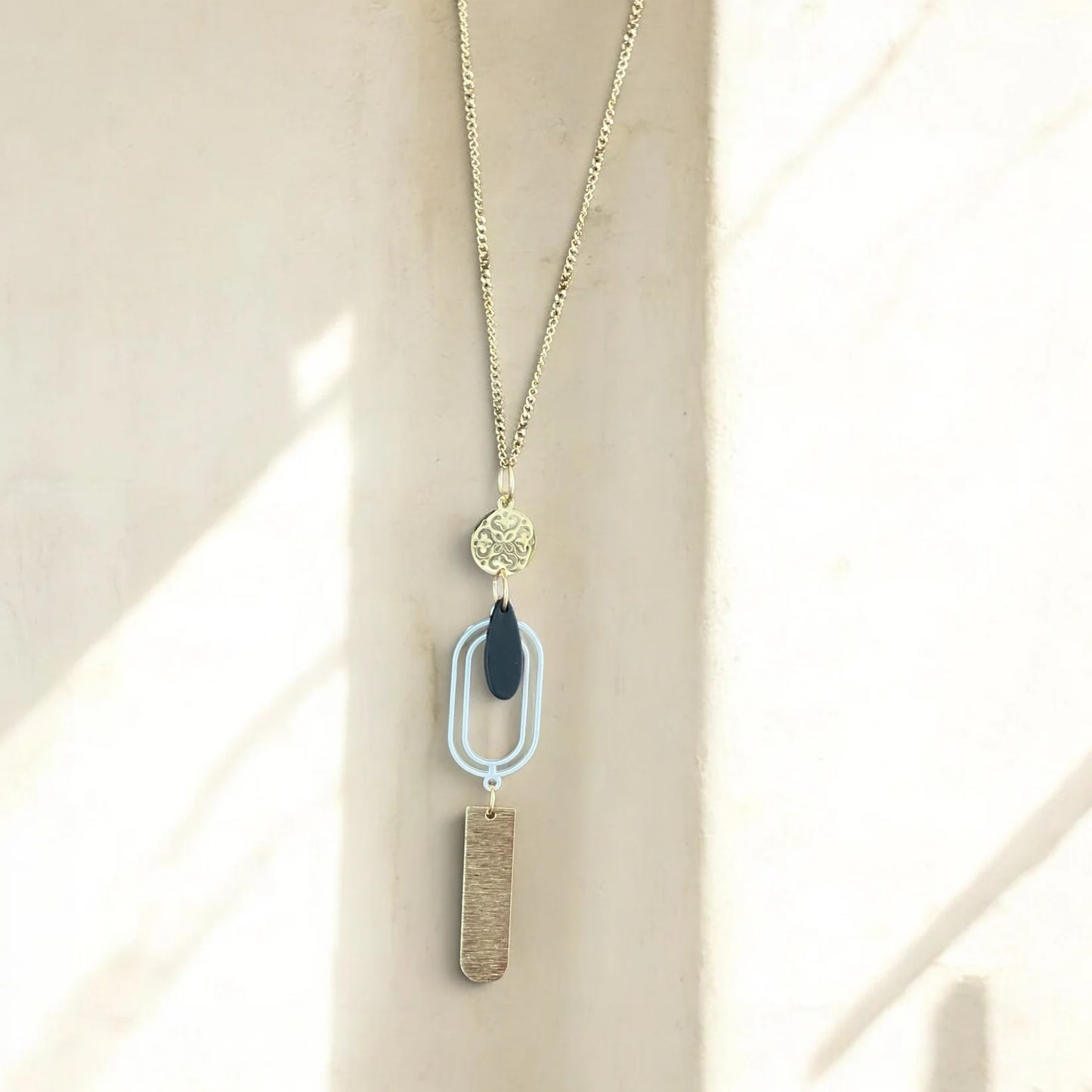 Collier or, blanc, noir | MF-370 | M Fantaisies