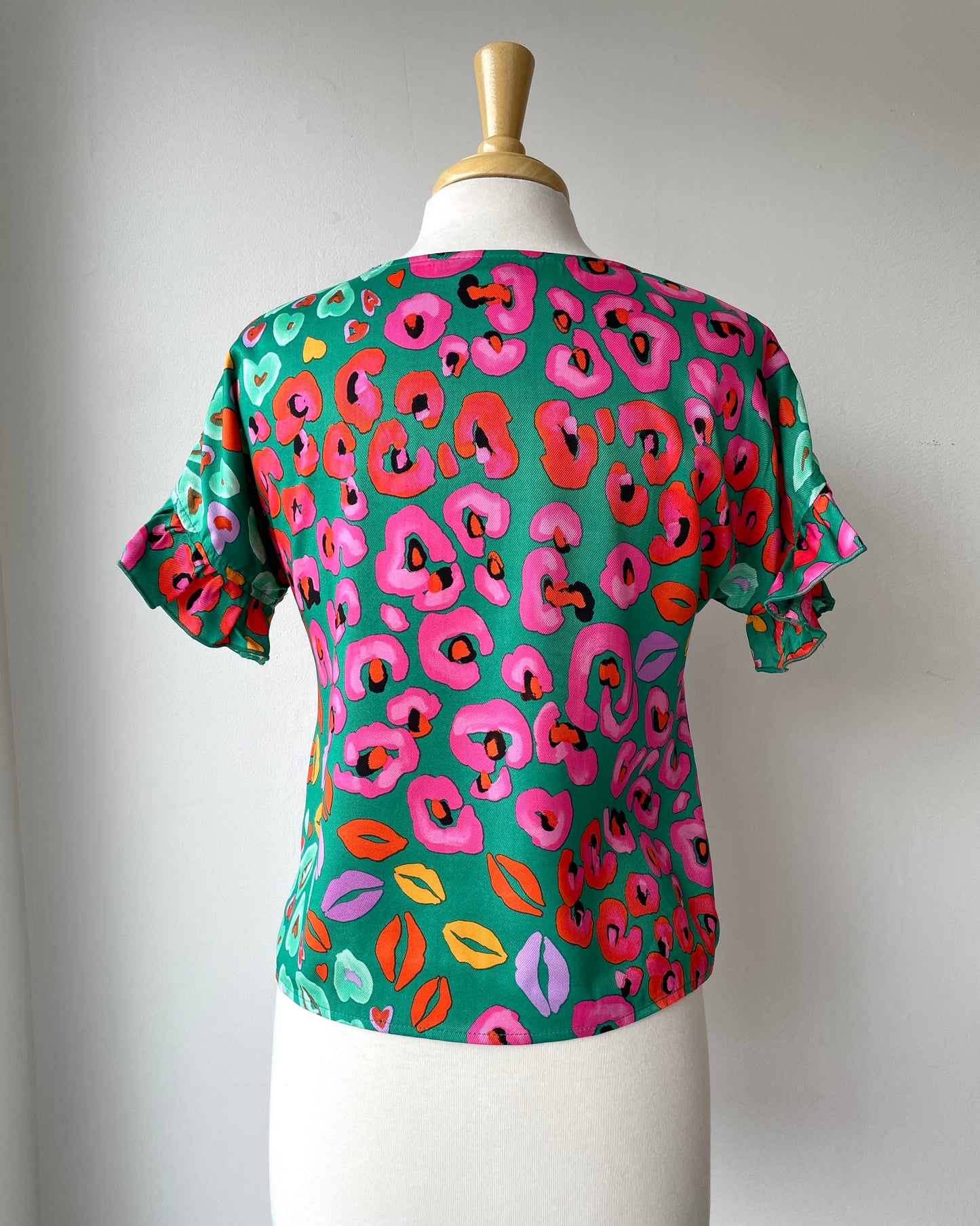 Haut manches courtes avec volant | Axelle (Pinkmuchacha)