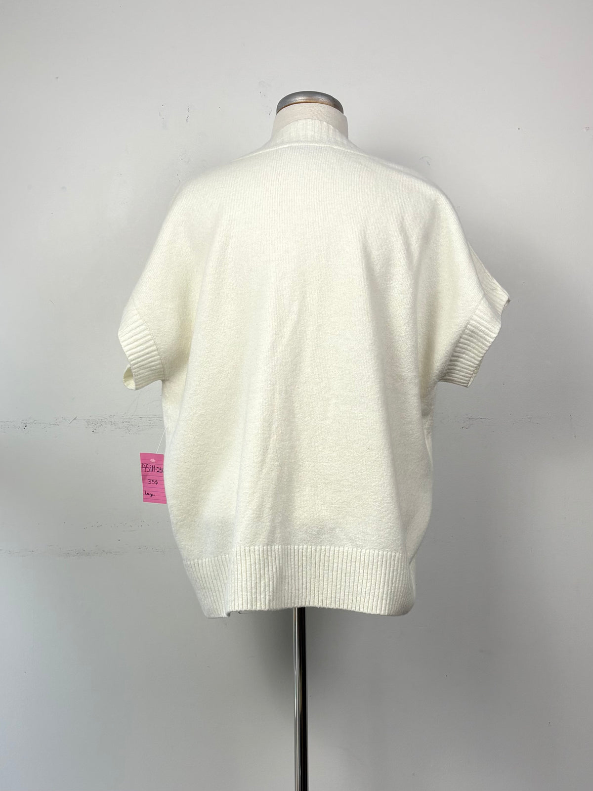 Chandail crème, encolure en V, manche courte | ASIM-236 (L)