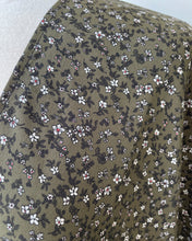 Charger l&#39;image dans la galerie, Kimono Court Kaki imprimé fleurs (Pinkmuchacha)
