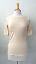 Charger l'image dans la galerie, Haut manche courte, encolure bateau carré | Esmée Rib (Pinkmuchacha)
