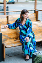 Charger l'image dans la galerie, Robe longue, encolure "V" et manches longues | Clara (Pinkmuchacha)