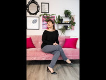 Charger et lire la vidéo dans la visionneuse de la Galerie, Pantalon PDR extensible jambe droite | Amelia (Pinkmuchacha)