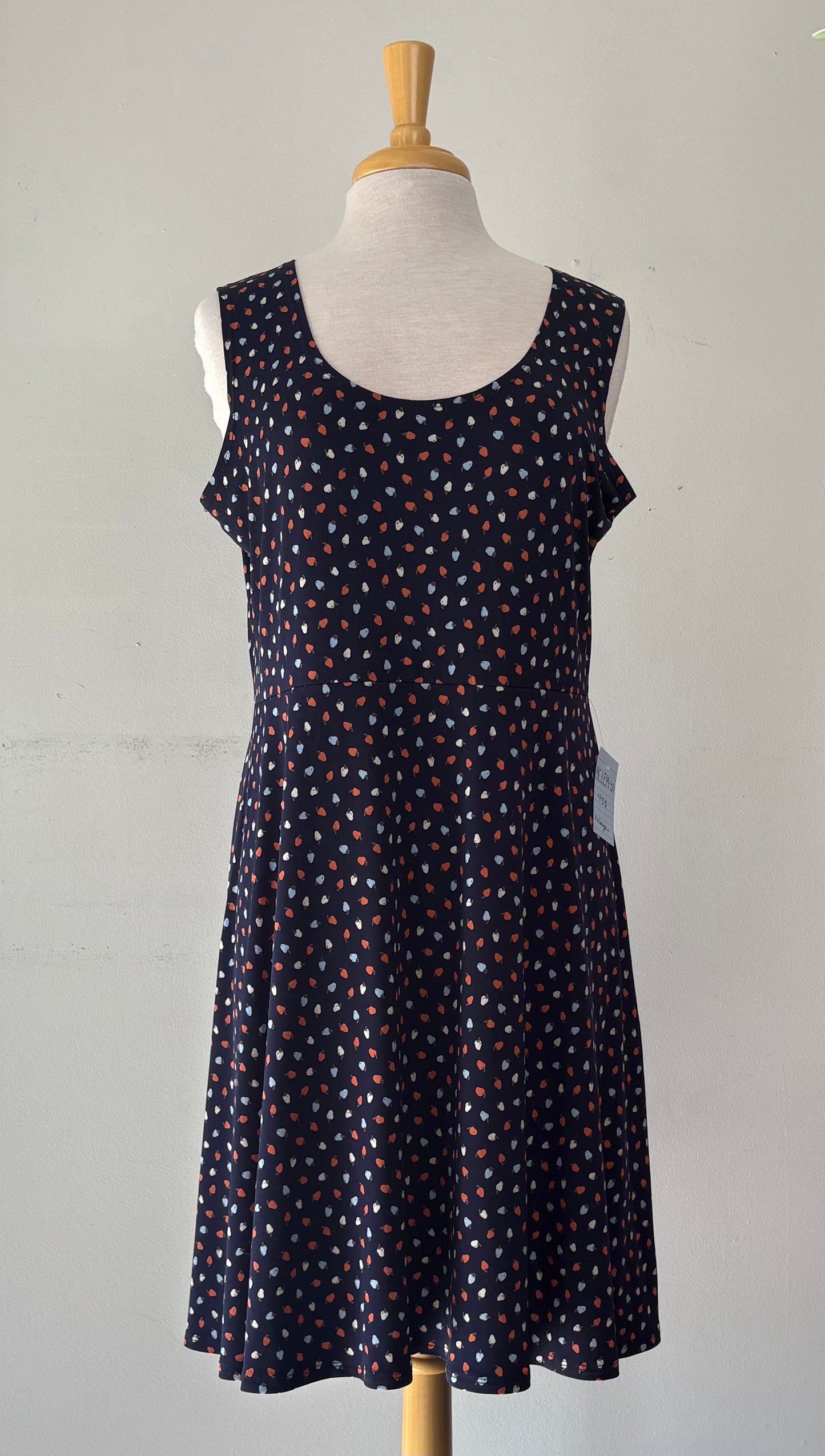 Robe Santa Maria marine à motif blanc/bleu pâle/orange brûlé, encolure en rond, pas manche | MCLEM-30 (XXL)