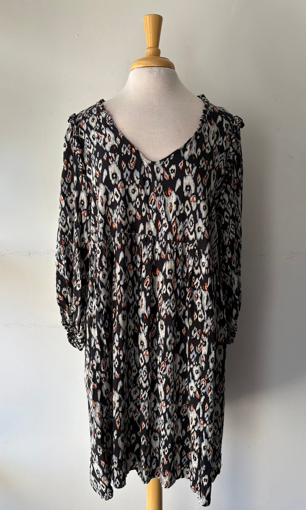 Robe noire motif | ASIM-91 (XXL)