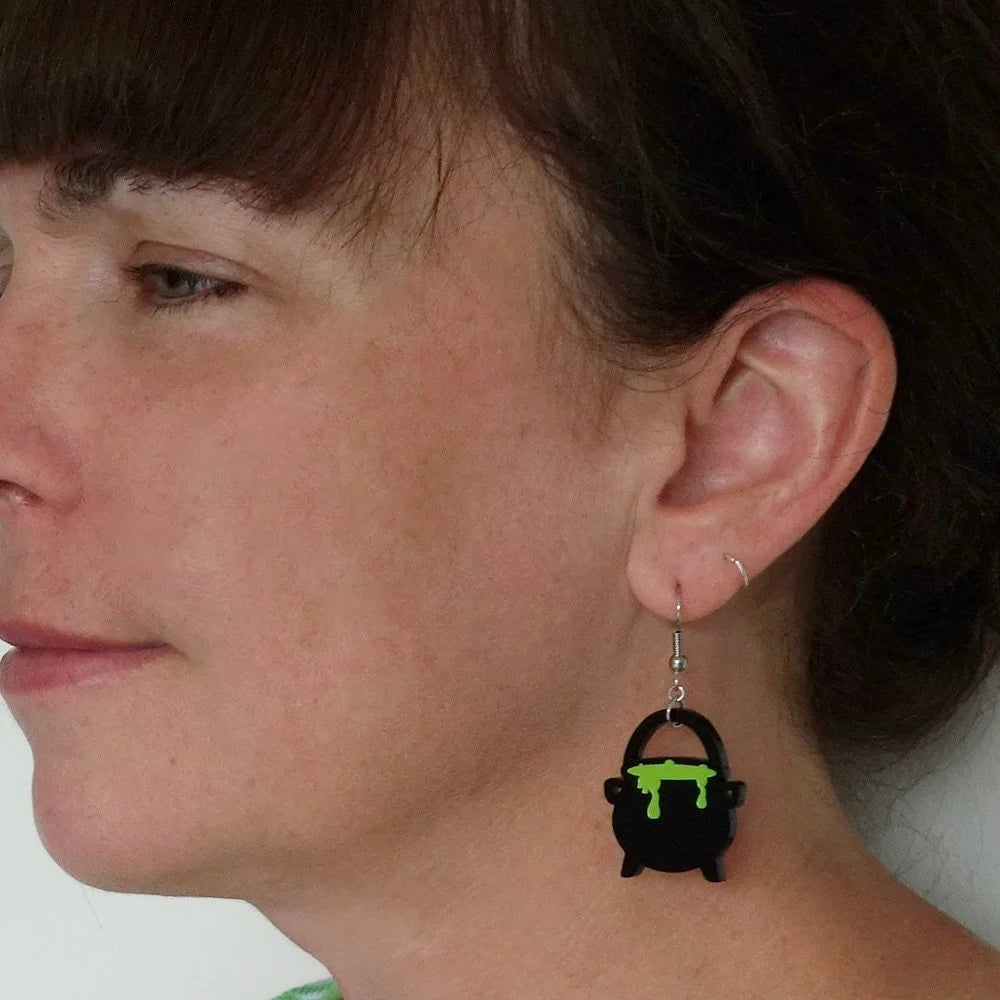 Boucle d'oreille pendante Chaudron sorcière| Lili1090 | Créations Lilipop
