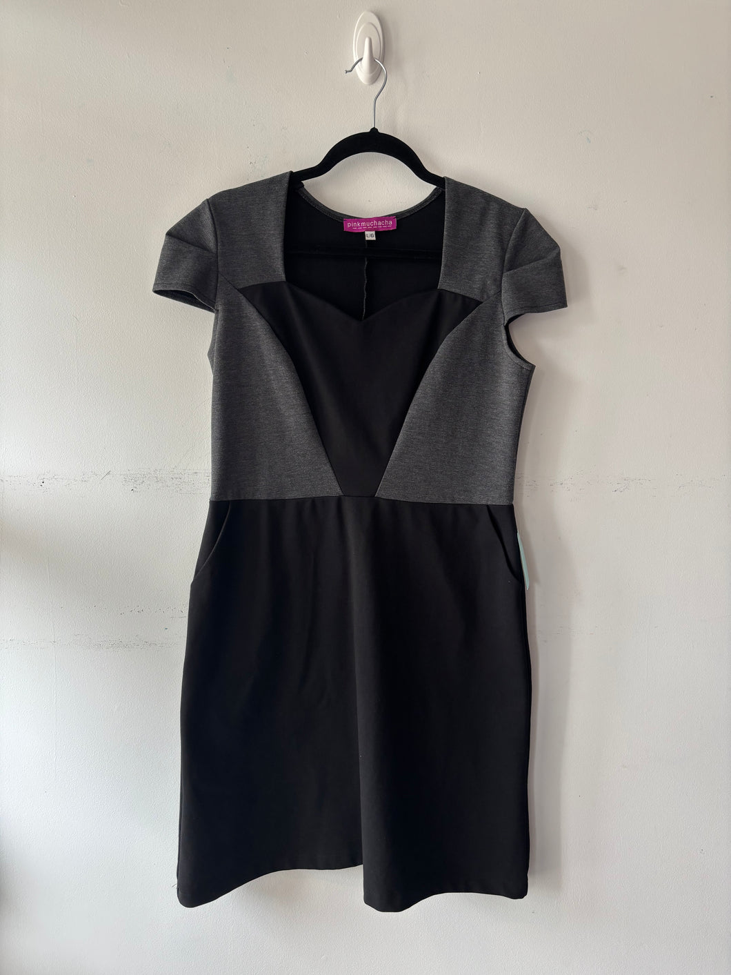 Robe gris et noir PKM | SGRA-10 (L)