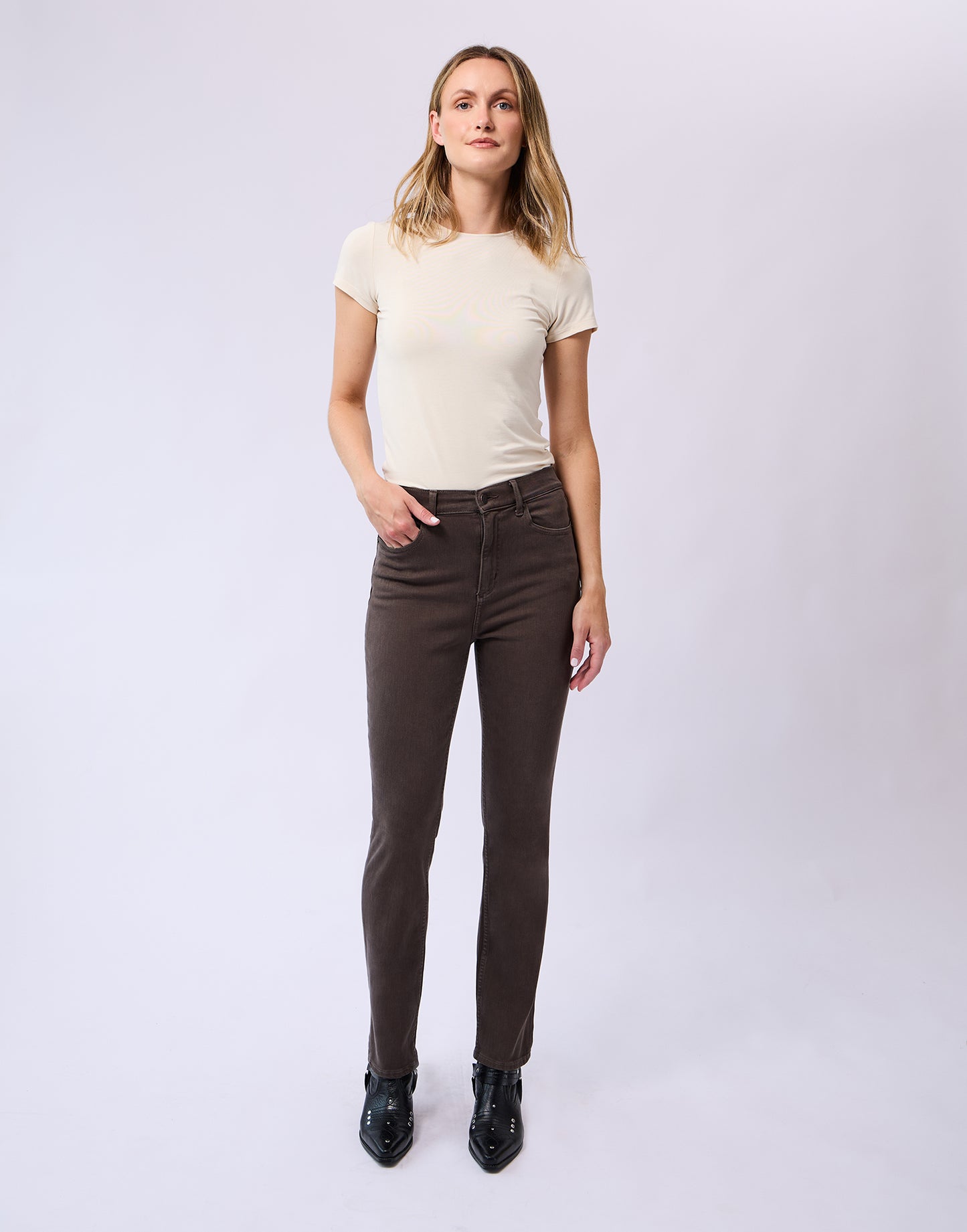 Jeans étroit brun| 3032 Mochaccino| Yoga Jeans