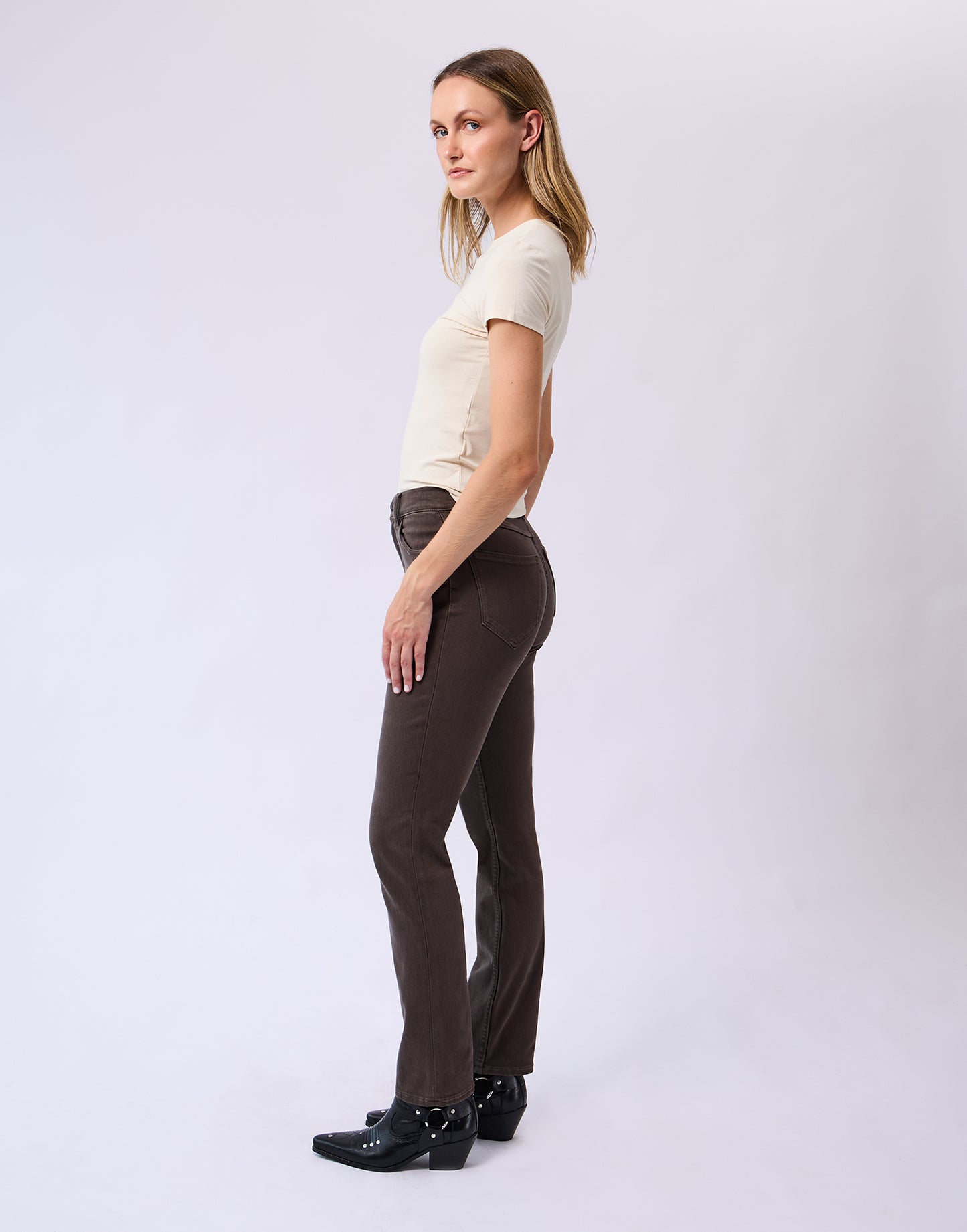 Jeans étroit brun| 3032 Mochaccino| Yoga Jeans