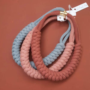 Collier Ari Snake Knot