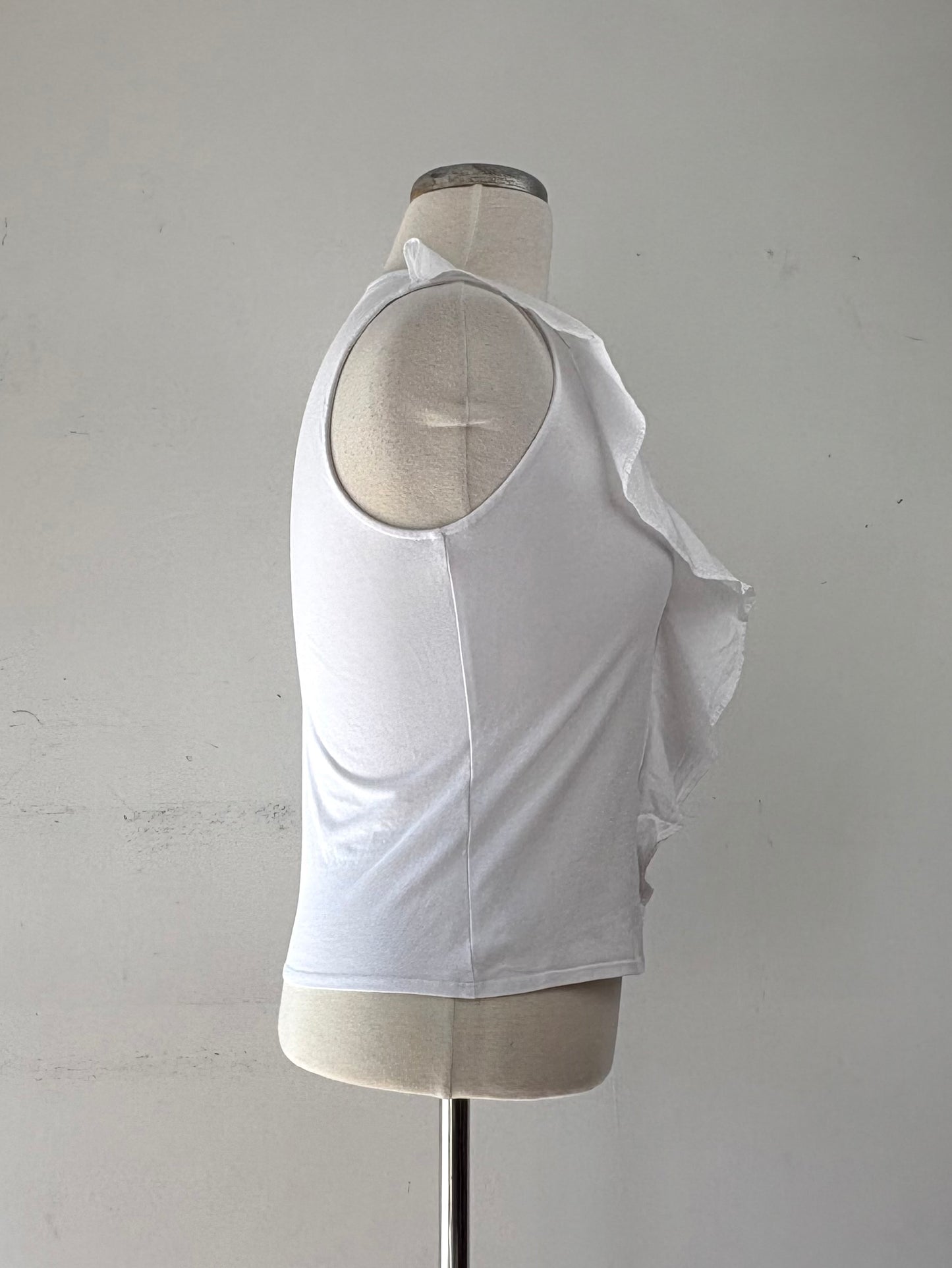 Camisole blanche frison, encolure en V | TTRU-08 (S)
