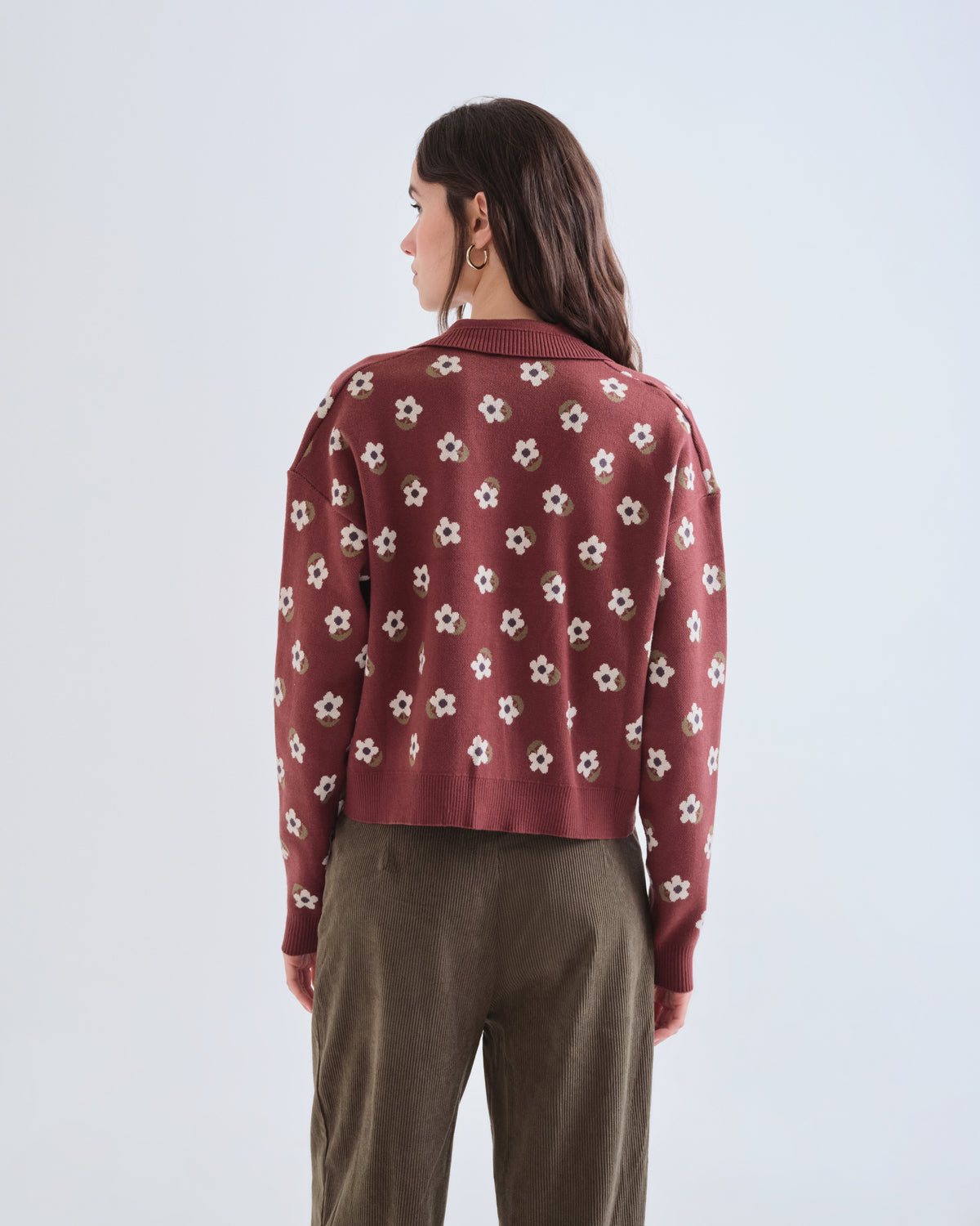 Cardigan Santini à marguerites blanches Compañía Fantástica, vue de dos