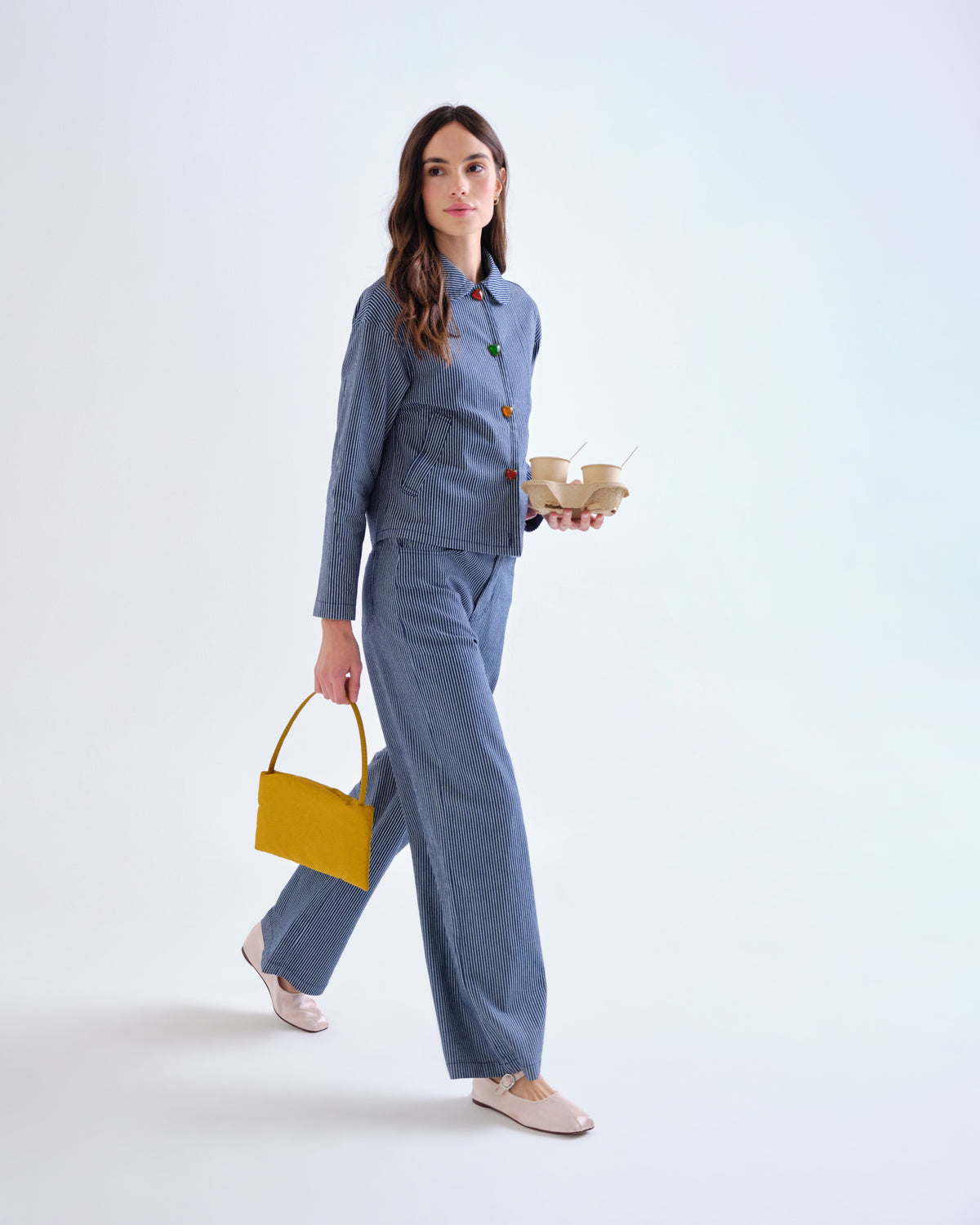 Veste rayée bleue Compañía Fantástica, silhouette complète