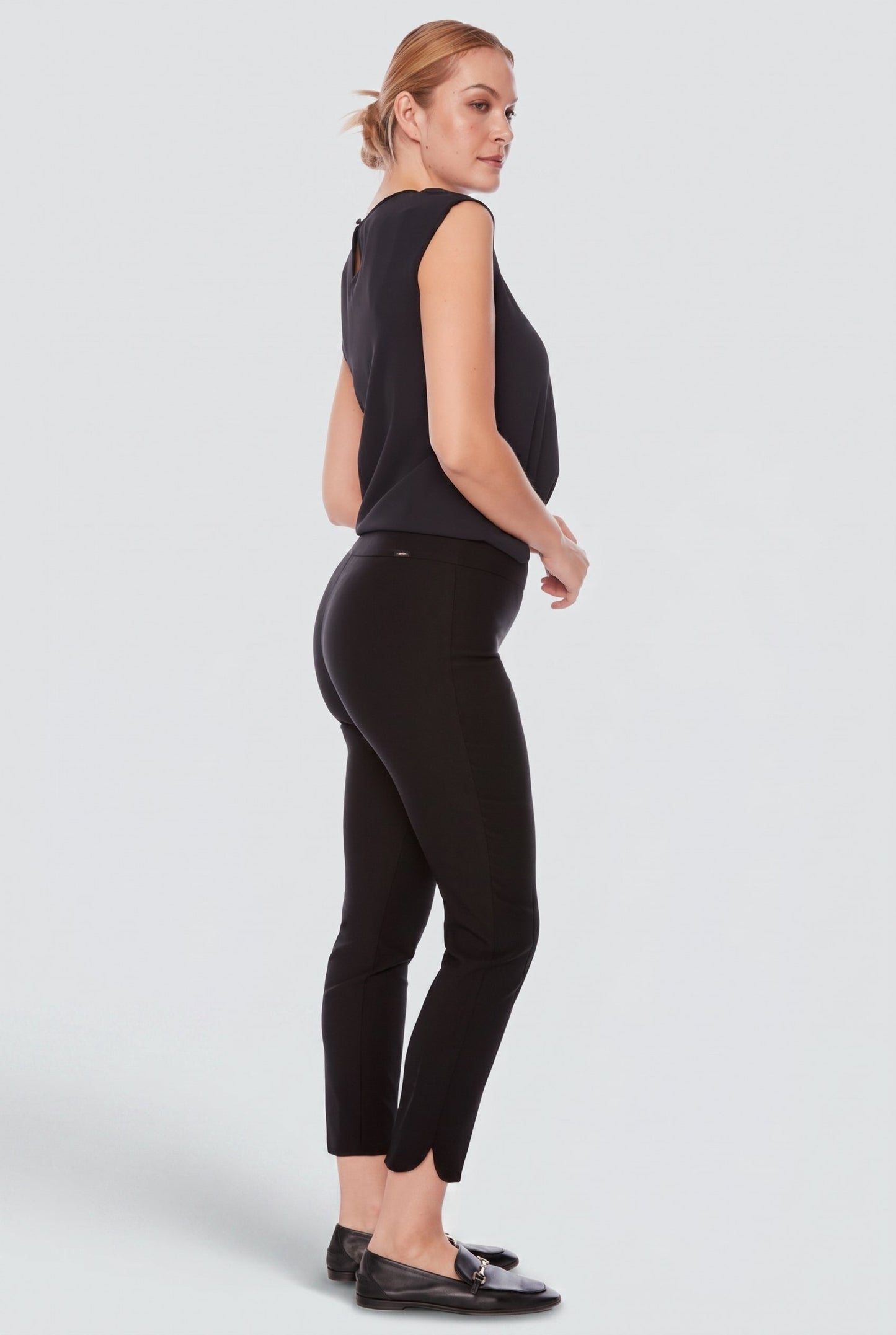 Pantalon "pull on" | Armani Petal 69202 | Up!