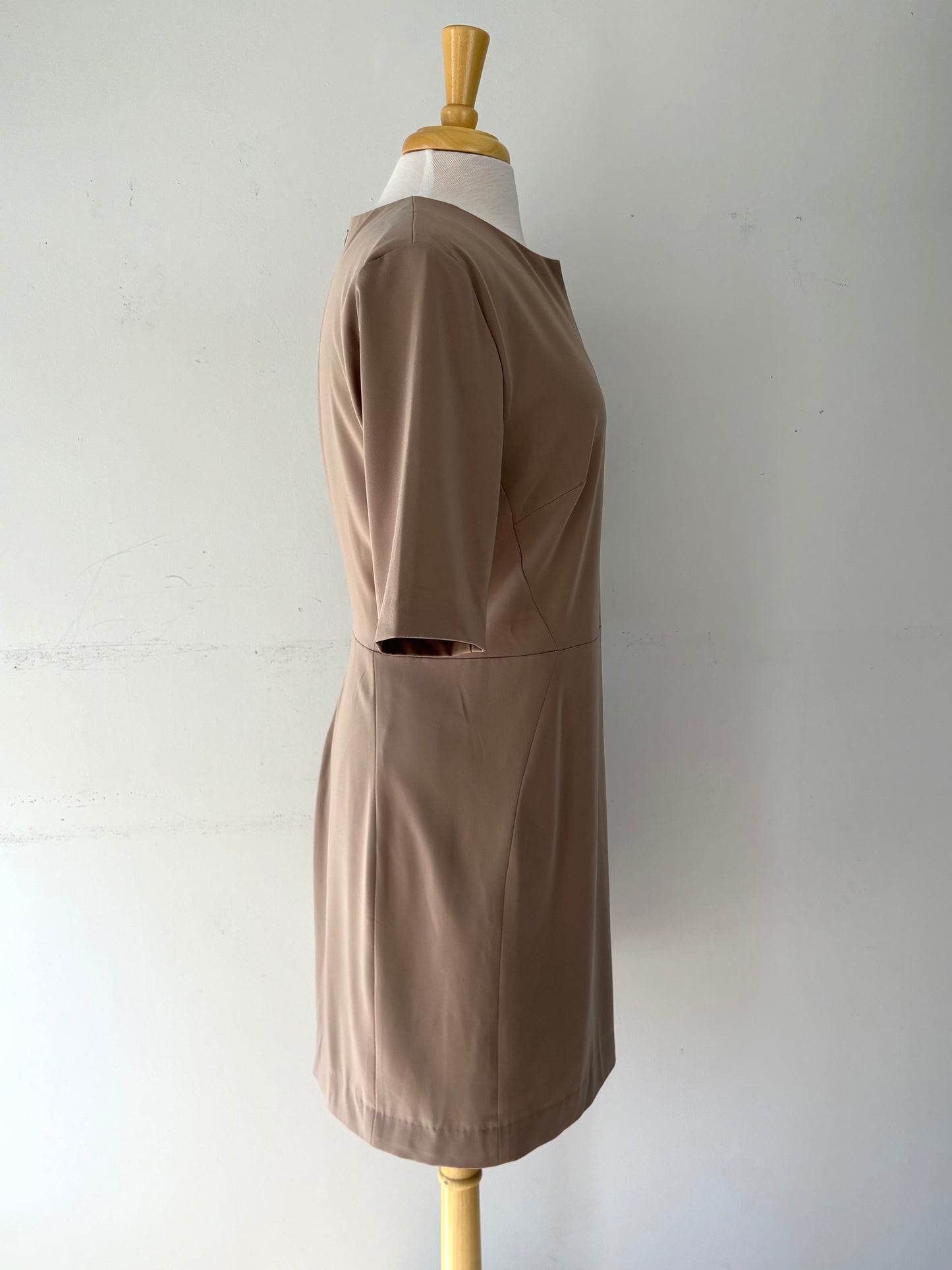 Robe beige doublée manche 3/4 | EROY-35 (12 ans)