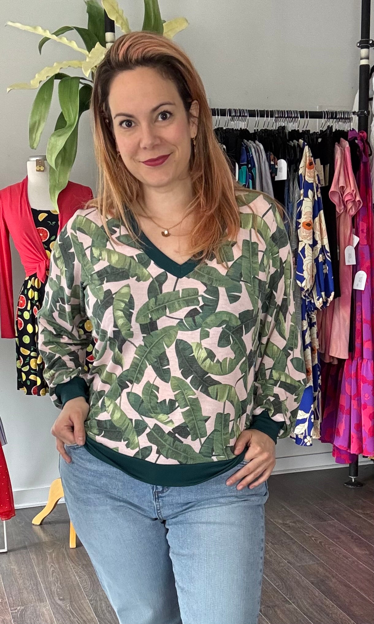 Pull manches longues, col "V", motif feuille de palmier |  Palmas (Pinkmuchacha)