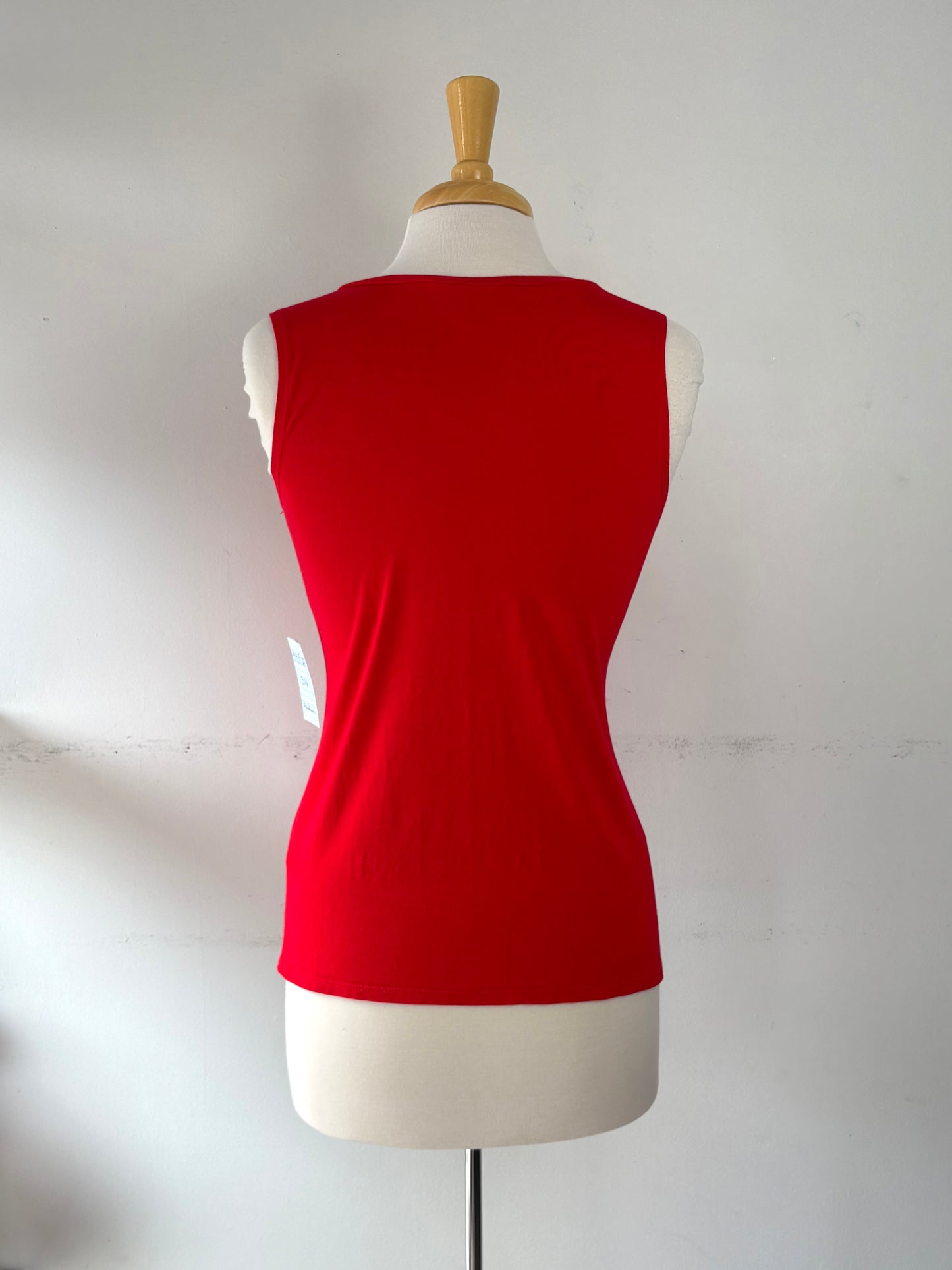 Camisole rouge encolure en V | AFAF-27 (M)