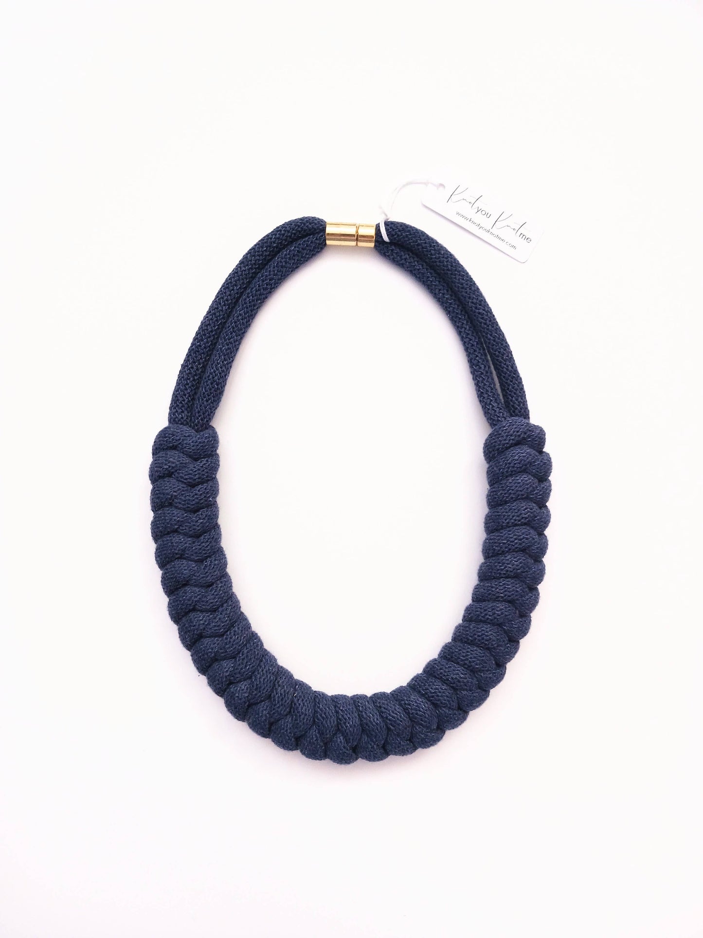 Collier noué| Ari Snake Knot | Knot You Knot Me