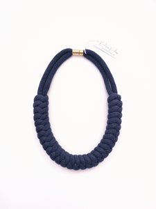 Collier Ari Snake Knot