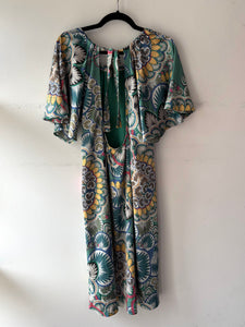 Robe à motif à col coulissant et à dos ouvert | ASIM-53 (XL)
