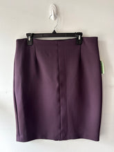Charger l&#39;image dans la galerie, Jupe prune Setlakwe | PINK-415 (14 ans)
