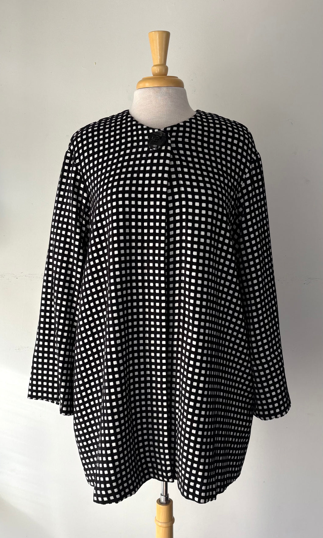 Veste noire/blanche, gros bouton | PINK-384 (12 ans)