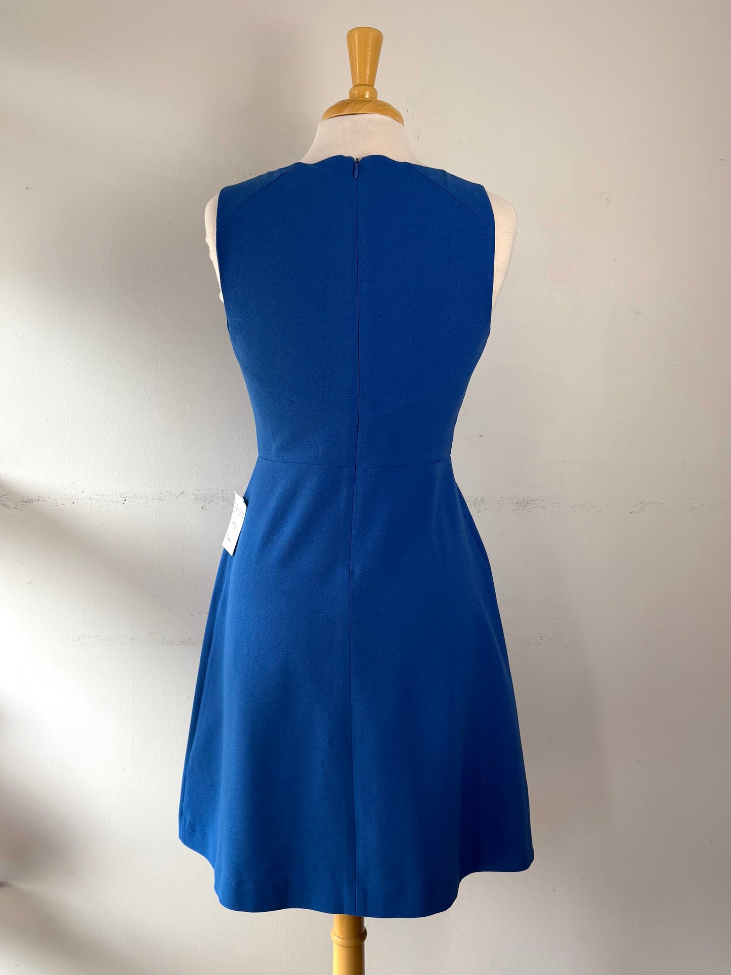 Robe bleu, pas de manche, encolure en V | SRIV-33 (9 ans)