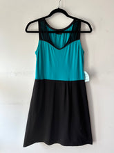 Charger l&#39;image dans la galerie, Robe aqua et noire| KPLO-13 (M fait petit)
