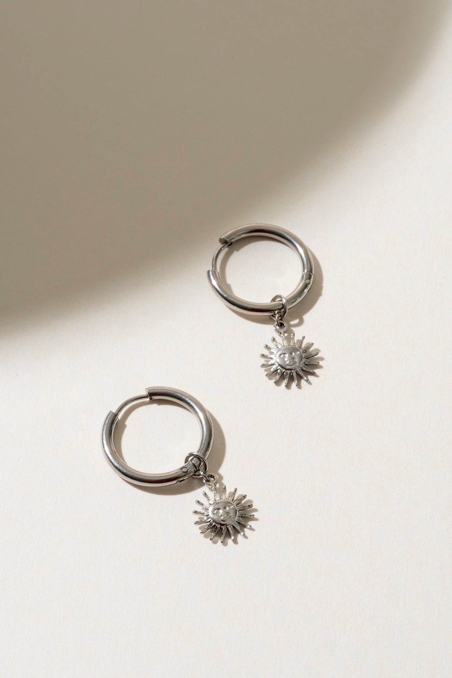 Boucles d'oreilles Soleil Soleil (anneaux)