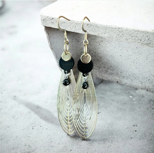 Boucle d'oreilles longues gouttes filigranes or | MF-651