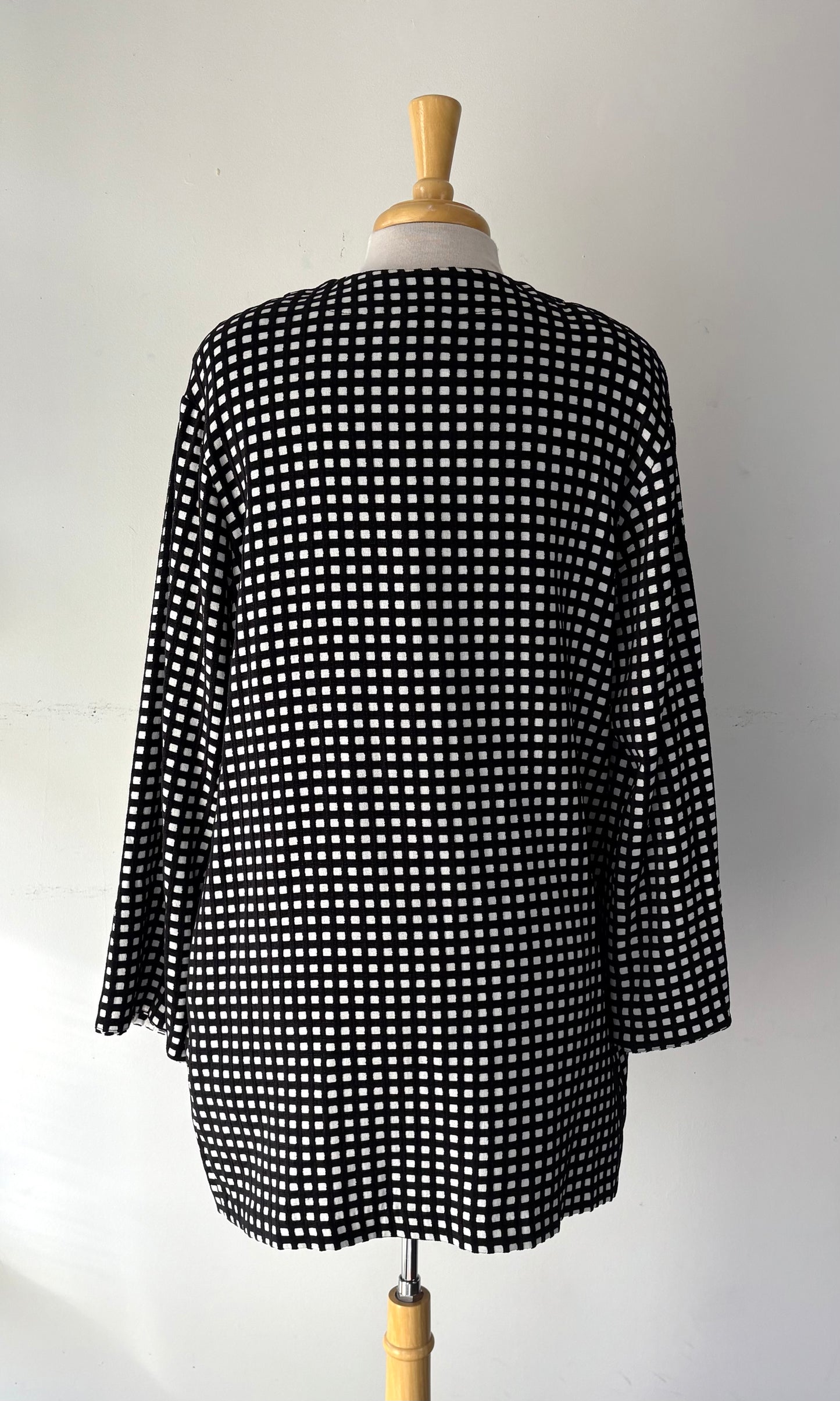 Veste noire/blanche, gros bouton | PINK-384 (12 ans)