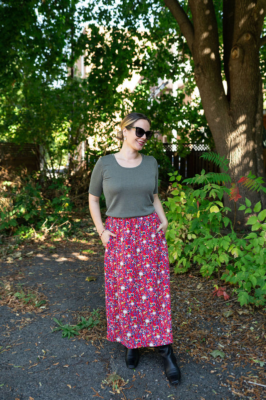 Jupe midi, taille élastique avec poches | Arielle (Pinkmuchacha)