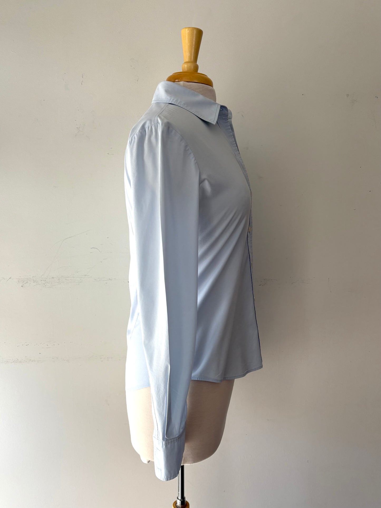 Chemise bleu pâle ajustée, manche longue | NMIL-90 (S)