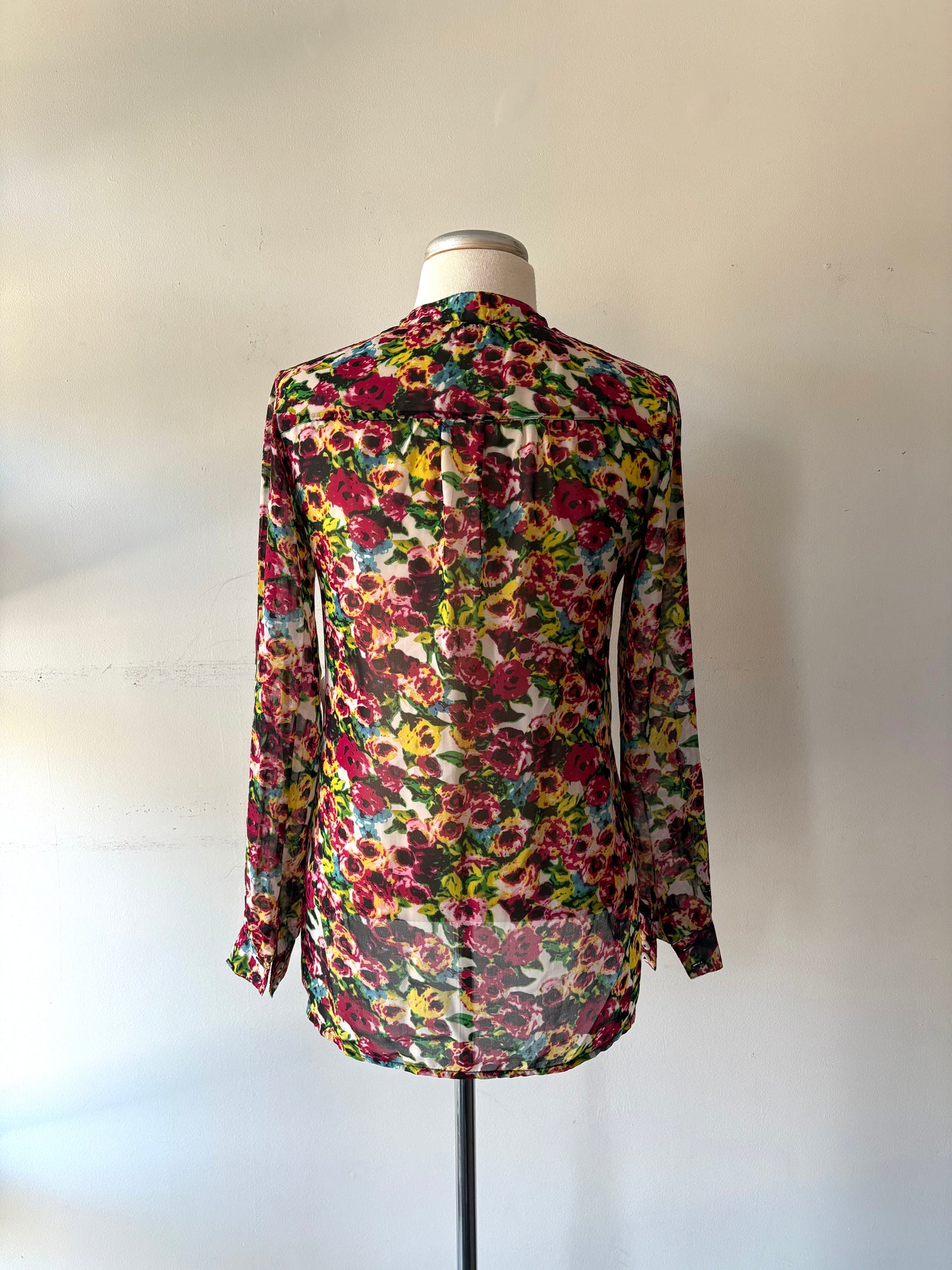 Chemisier fleuri, coloré transparent, manche longue | NMIL-59 (S)