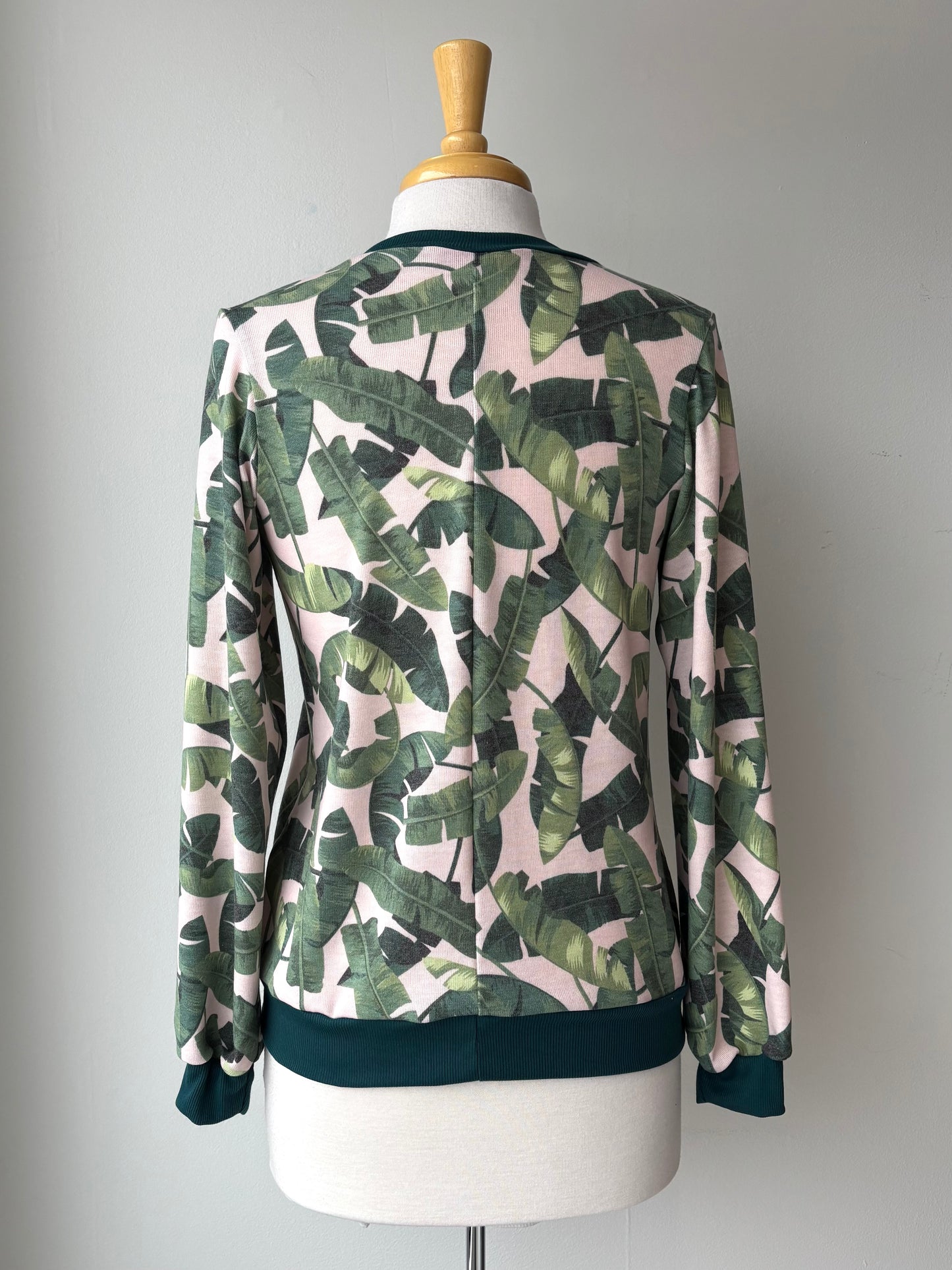 Pull manches longues, col "V", motif feuille de palmier |  Palmas (Pinkmuchacha)