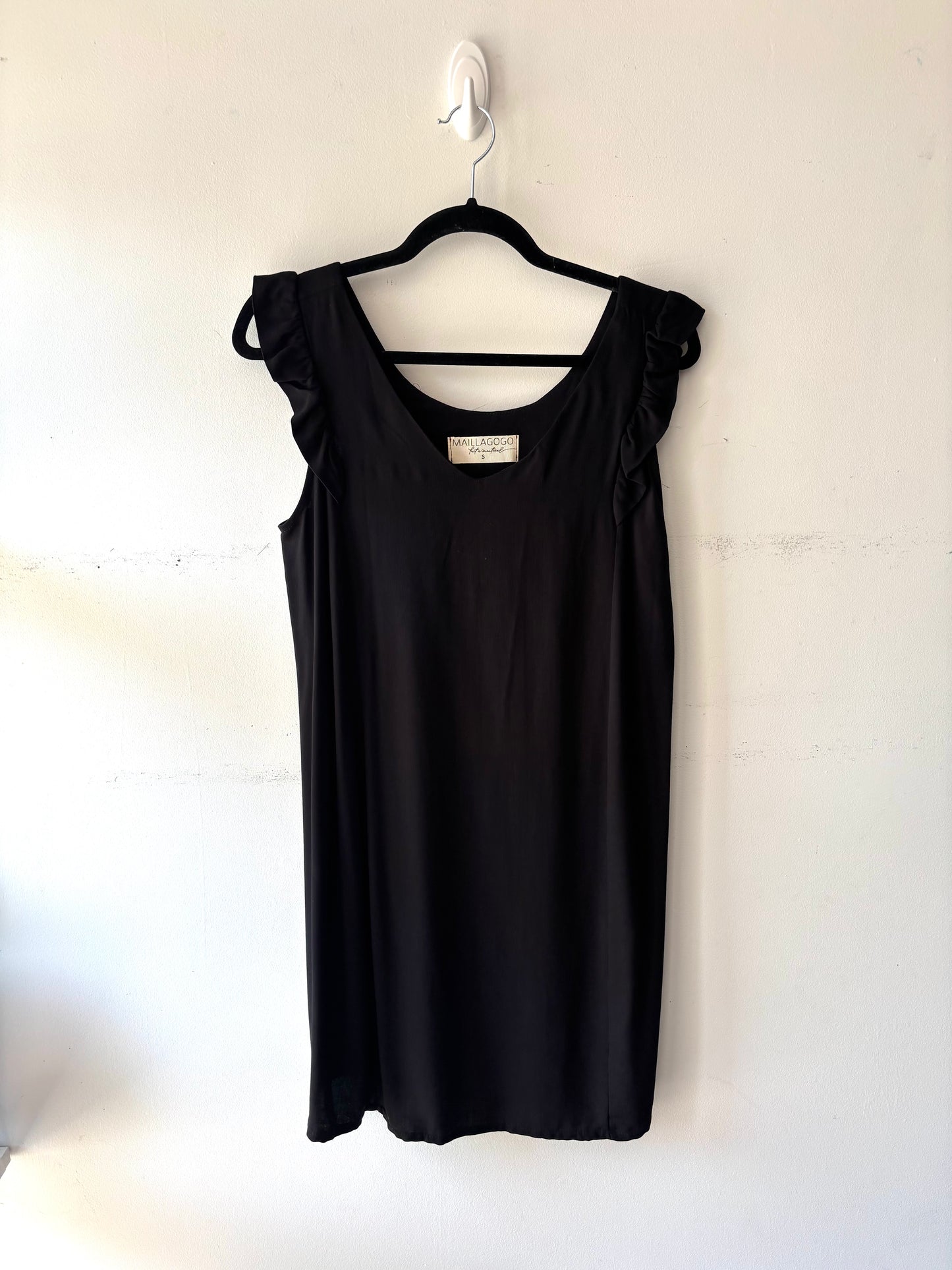 Robe à volant E23-19