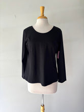 Charger l&#39;image dans la galerie, Haut noir Ève Lavoie, neuf | CCHA-22 (XL)
