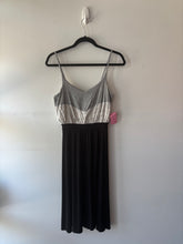 Charger l&#39;image dans la galerie, Robe grise bas noir bretelle| AFAF-14 (XS fait small)
