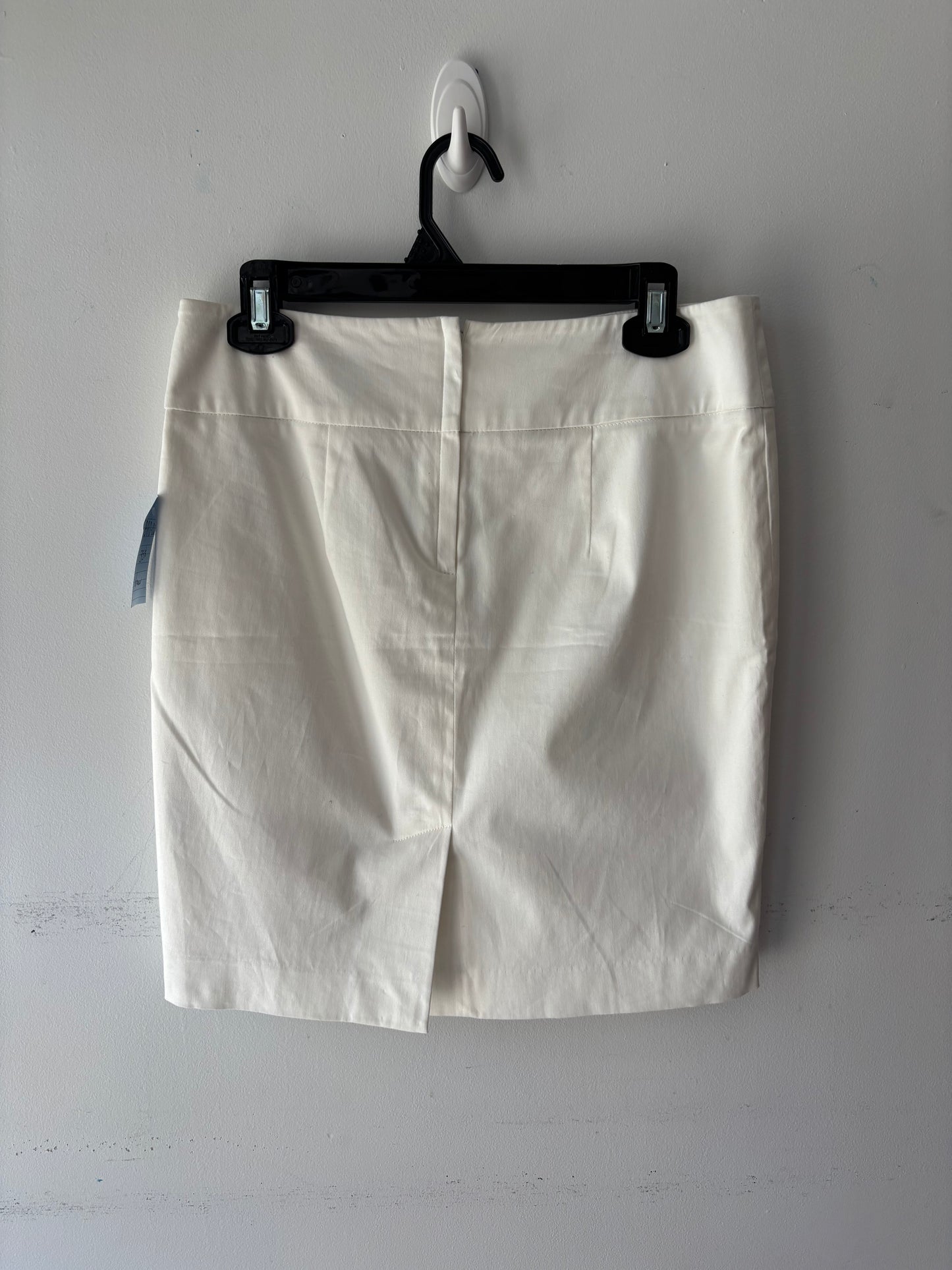 🧚Jupe crème/fleurs | SBRO-02 (6 ans)