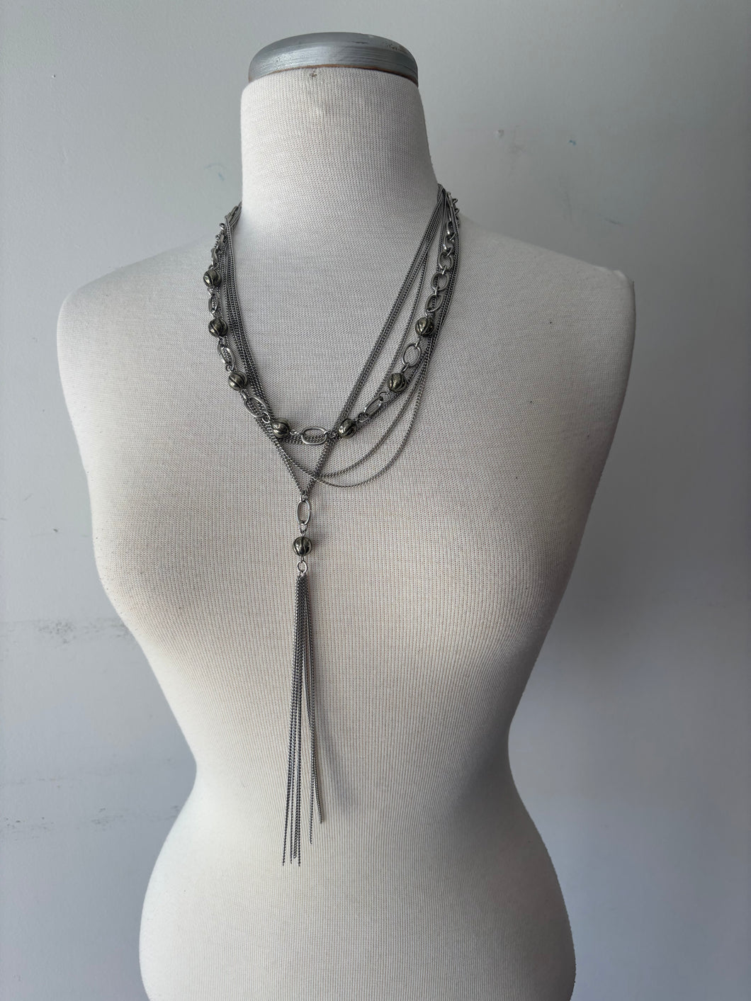 Collier chaines et billesJCAM-36